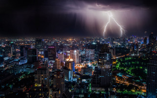 Lightning city night skyline tokyo - a lightning bolt free wallpaper