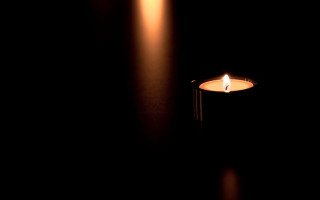 Candle lit dark black background - andrey yefimovich martynov free wallpaper for desktop