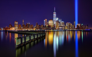City skyline rainbow bridge train - a train free wallpaper for desktop