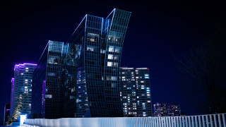 Cyberpunk city fence night tokyo - caspar wolf free wallpaper for desktop