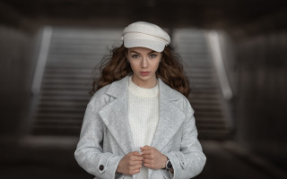 Elina karimova white hat coat - a hallway free wallpaper