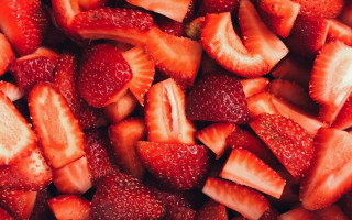 Closeup strawberries bananas food berries - delaunay free wallpaper