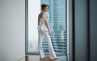Woman white outfit window city - a white outfit free wallpaper for desktop