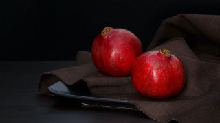 Pomegranates spoon tablecloth stilllife photorealism - de hirsh margule free wallpaper