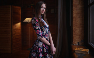 Woman floral dress standing lamp - a floral dress free wallpaper for desktop