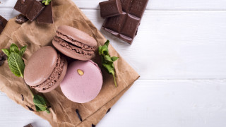 Chocolate pink macaroons coffee spoon - clara peeters free wallpaper