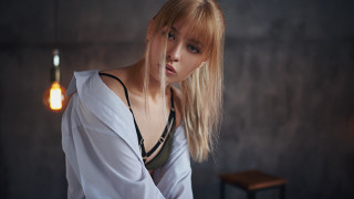 Woman lightbulb blonde bangs portrait - a light bulb free wallpaper