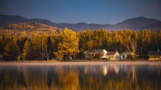 Lake house trees mountains autumn - a house and trees free wallpaper