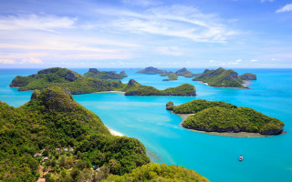 Small islands boat beach sky - don arday free wallpaper for desktop