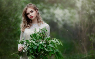 Woman bouquet rain forest magic - rain free wallpaper for desktop