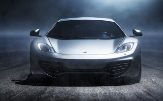 Silver sports car foggy spotlight - a spotlight free wallpaper