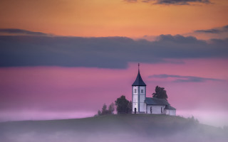 Church hill pink sky clouds - a church free wallpaper for desktop