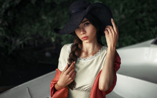 Elina karimova hat portrait outdoors - a character portrait free wallpaper