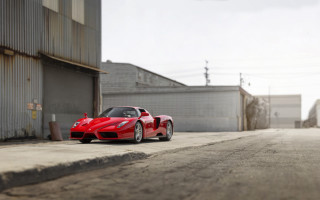 Red sports car street corner - a street corner free wallpaper