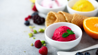 Ice cream fruit slice blurry - byeon sangbyeok free wallpaper for desktop