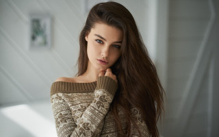 Romantic portrait longhair sweater bareshoulders - a sweater free wallpaper