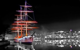 Boat city night mystical sails - the water near a city free wallpaper for desktop