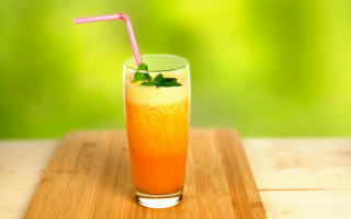 Orange juice glass straw wooden - a glass free wallpaper for desktop
