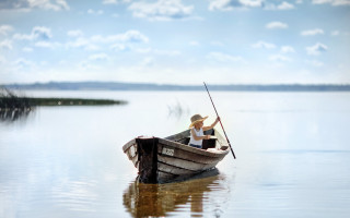 Man boat lake hat artur - a man in a boat free wallpaper