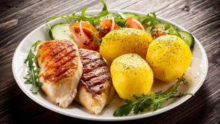 Plate meat vegetables lemons wooden - a plate of food free wallpaper