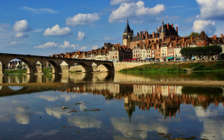 Bridge castle river cityscape sky - a few building free wallpaper