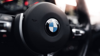 Bmw steering wheel panfuturism blurry - f 1. free wallpaper for desktop
