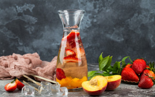 Liquid pitcher sliced fruit ice - free holidays wallpaper