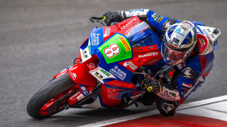 Motorcycle race track helmet puzzle - a person free wallpaper