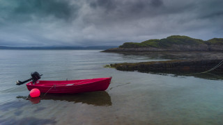 Red boat lake shore buoy - a shore line free wallpaper for desktop