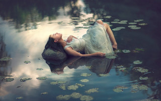 Dreamlike lake girl lily pads - brooke shaden free wallpaper