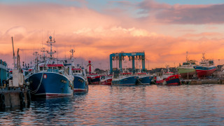 Boats pier sunset clouds mooring - rich moody colour free wallpaper