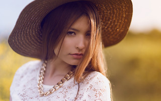 Woman hat white shirt flower - fashion photography free wallpaper