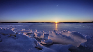 Sunset frozen lake ice water - a sunset over a free wallpaper