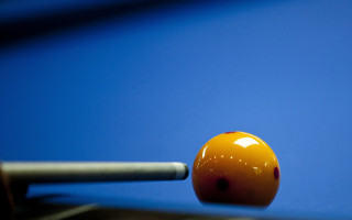 Pool ball cue tiltshift blue - smooth free wallpaper