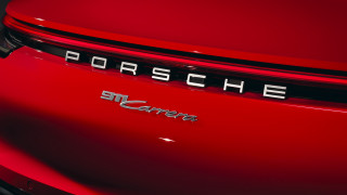 Porsche emblem rear 3d render - rear free wallpaper