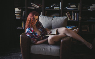 Woman couch library redhair book - the couch free wallpaper
