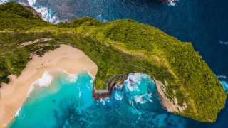Aerial beach rock formation island - aerial view free wallpaper for desktop