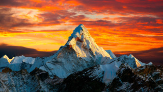 Mountain peak red sky sunset - a red sky in the background free wallpaper