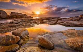 Sunset rocky beach pool foreground - a few rock free wallpaper