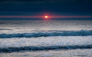 Sunset ocean waves red sun - andrew geddes free wallpaper for desktop