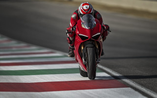 Motorcycle race track helmet futurism - coppo di marcovaldo free wallpaper