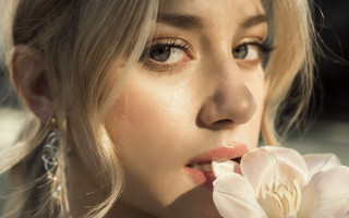 Woman flower portrait emma geary - emma geary free wallpaper