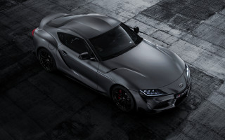 Silver sports car concrete black - a concrete surface free wallpaper