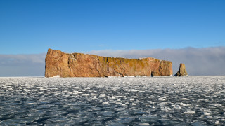 Large rock ocean ice sky - a large rock free wallpaper for desktop