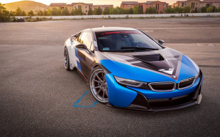 Blue car parking lot sunset - a blue car free wallpaper for desktop