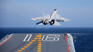 Fighterjet ship ocean man deck - the deck free wallpaper