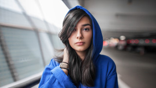 Blue hoodie woman portrait bangle - american barbizon school free wallpaper for desktop