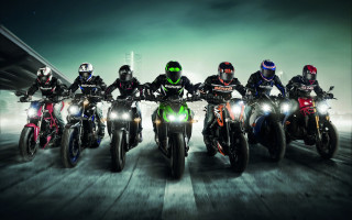 Night riders bridge motorcycles panfuturism - a sky background and a bridge in the background free wallpaper