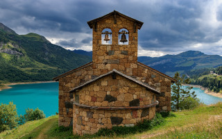 Rocky church lake mountains clouds - eric deschamps free wallpaper for desktop
