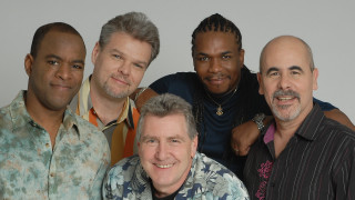 Group men posing smiling together - dave kendall free wallpaper for desktop